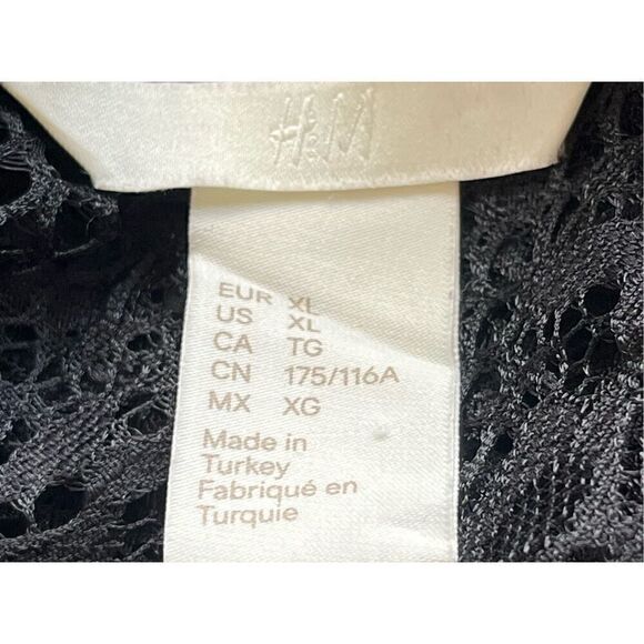 H & M Black Lace Top With Built In Cami  SZ XL  EUC - Picture 3 of 6